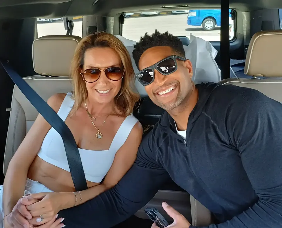 Travelers with Cabo Transportation Concierge in Los Cabos